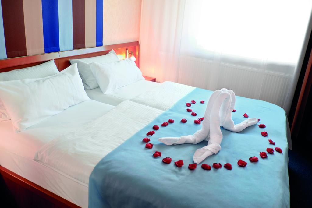 Hotel Elysee Seligenstadt Eksteriør bilde